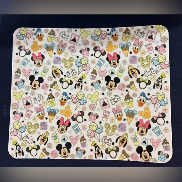 Disney collage mouse Pad - Picture 1 of 1